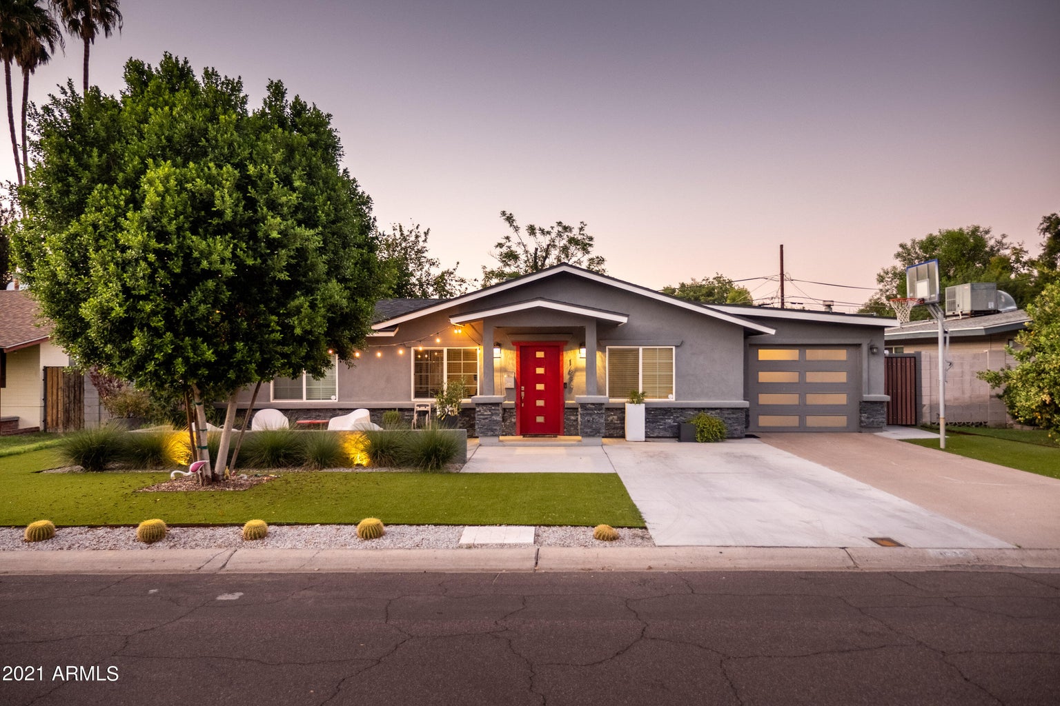 1636 E RANCHO DR Phoenix, AZ 85016